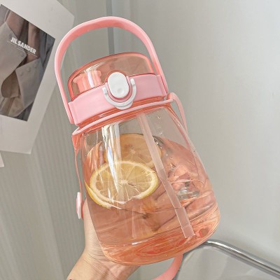 Portable large capacity water cup, high temperature resistant children's straw cup